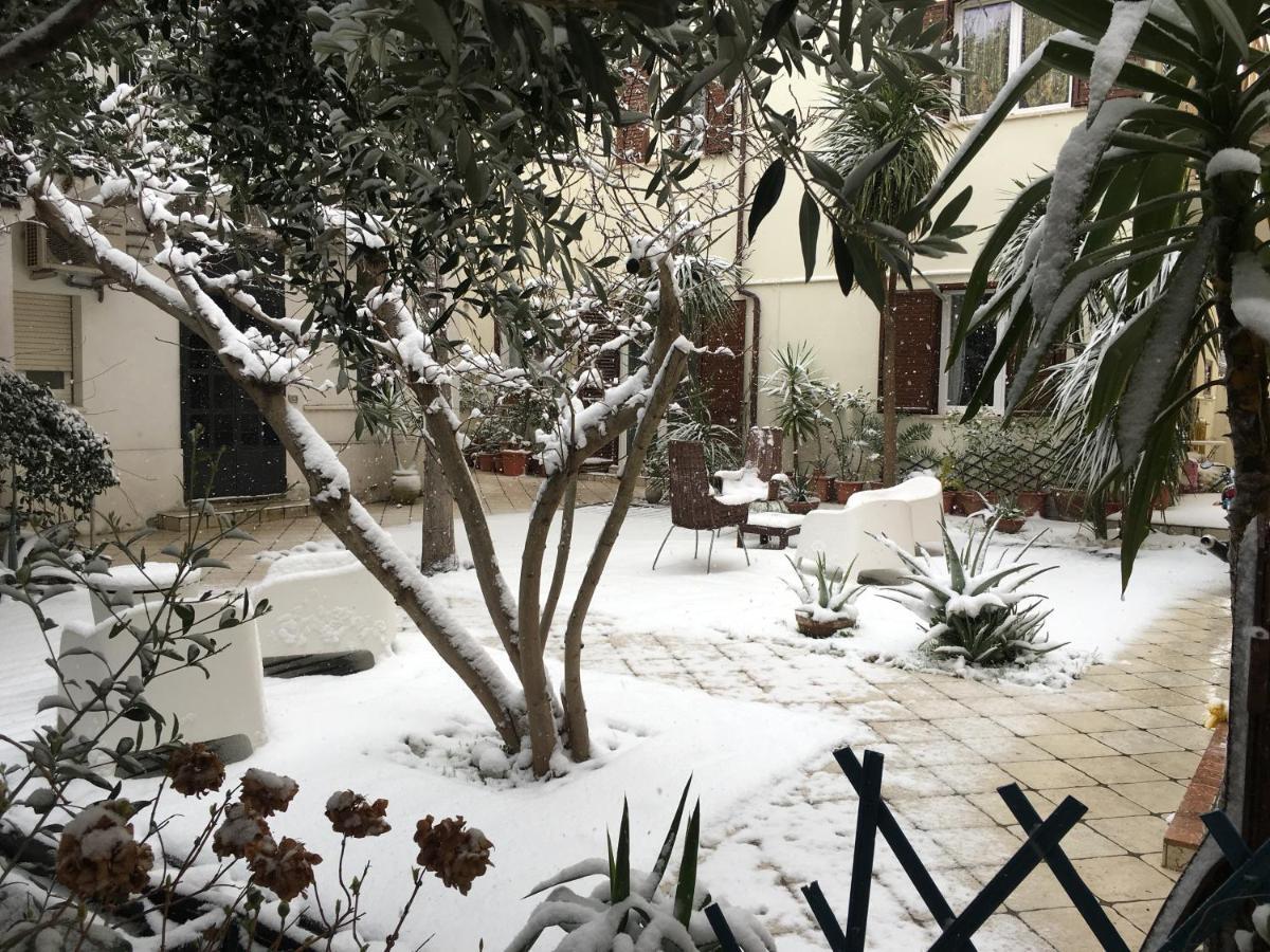 B&B Lounge Porto SantʼElpidio Εξωτερικό φωτογραφία